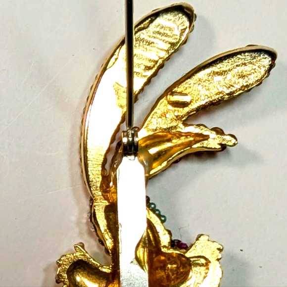 Wendy Gell Roger Rabbit head pin pearls and jewels rare and collectible . - Picture 4 of 4